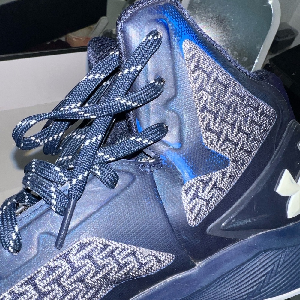 Under Armour Men's ClutchFit Drive 2 Blue Sneakers - Picture 9 of 12